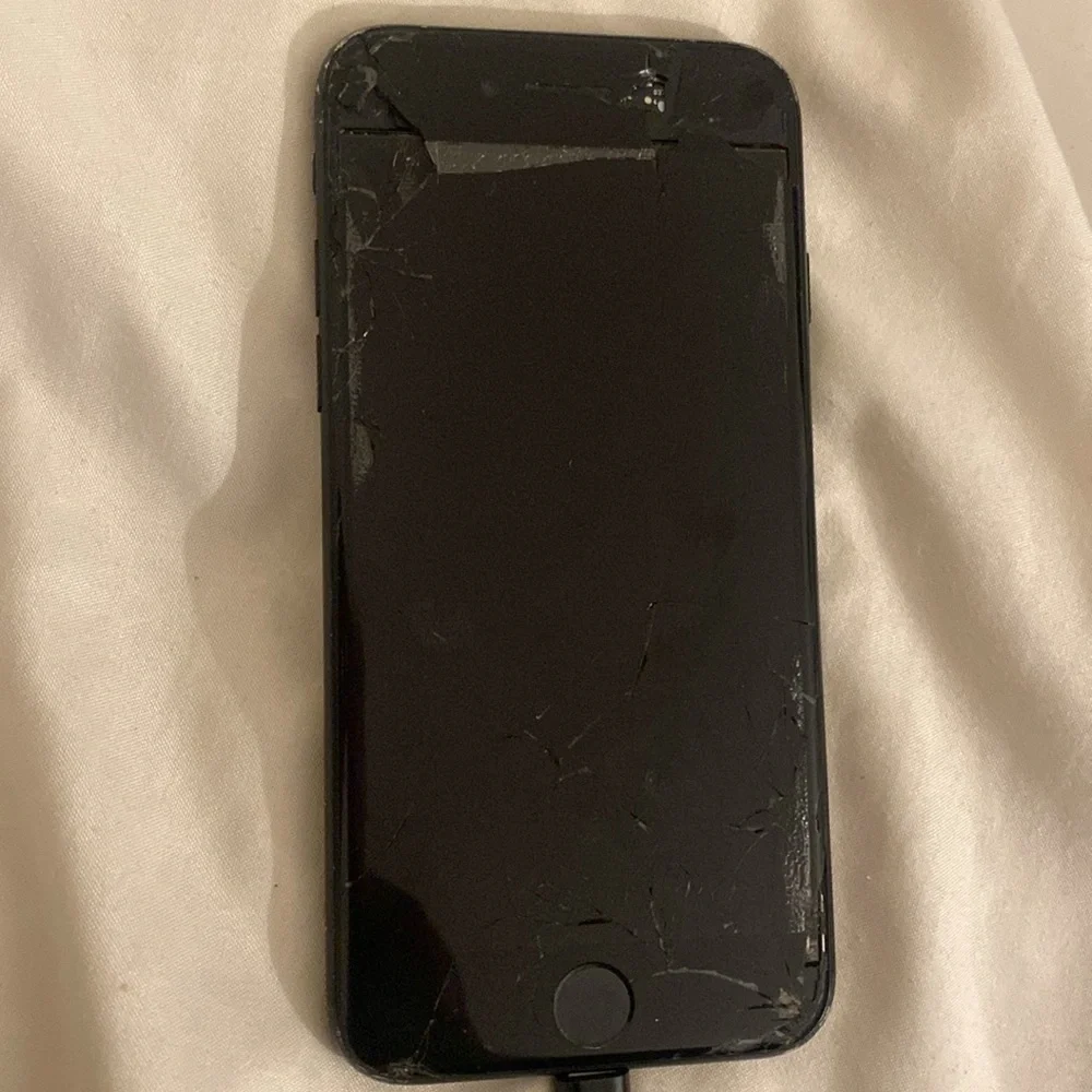 iPhone 7 32GB !! 📲